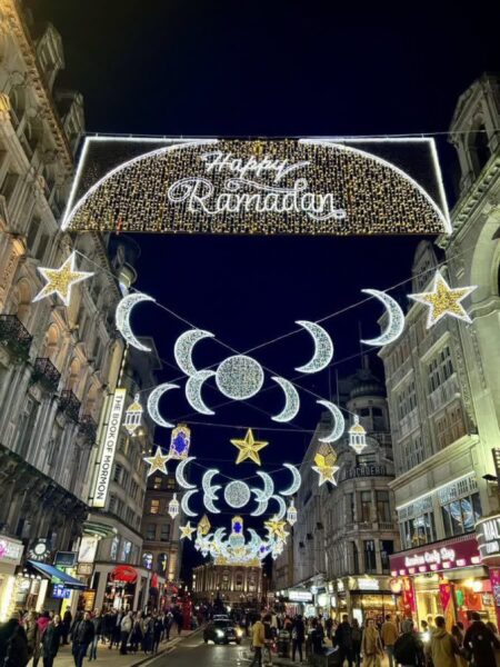 چراغانی و تبریک حلول ماه رمضان در لندن
